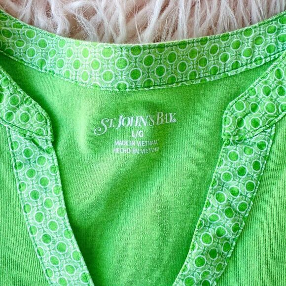 St. John’s Bay Top - Picture 2 of 5